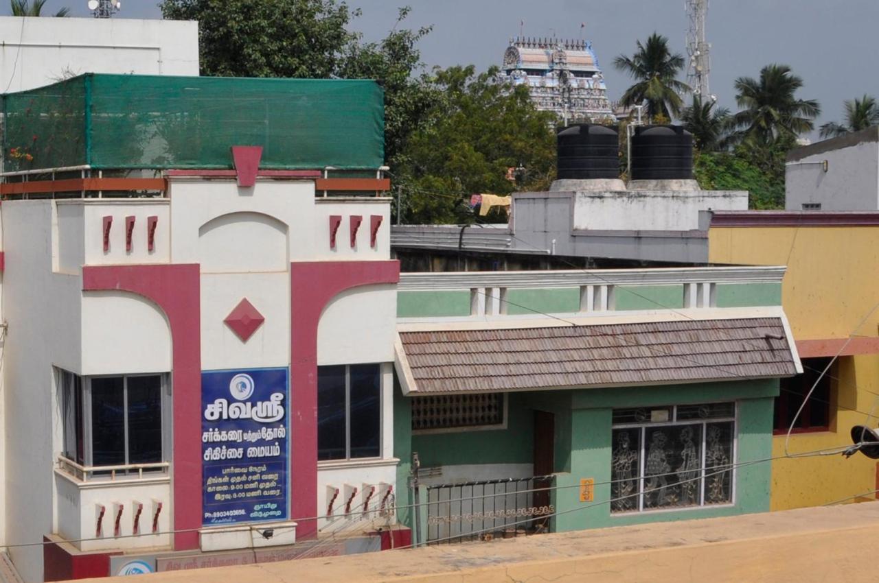 Homestay Senthil Akam 吉登伯勒姆 外观 照片