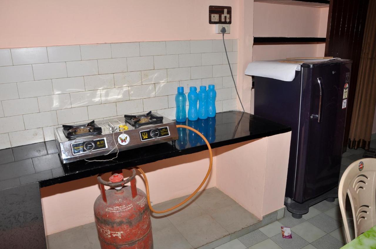 Homestay Senthil Akam 吉登伯勒姆 外观 照片